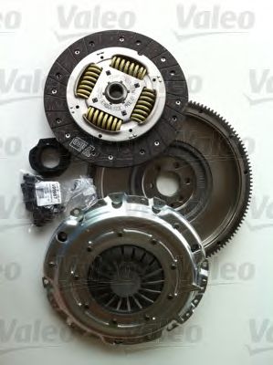 Купить VALEO 835035 Ком/кт сцепления [c маховиком] AUDI A3/SKODA Octavia,Superb/VW Caddy II,Golf V,Jetta III,Passat,Touran 1.9TDI 2003->